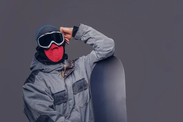 Portret Van Een Snowboarder Gekleed Een Volledige Beschermende Uitrusting Voor — Stockfoto