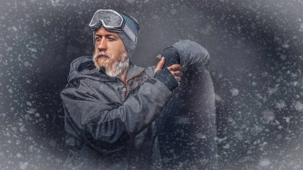 Brutal Redhead Snowboarder Full Beard Winter Hat Protective Glasses Dressed — Stock Photo, Image