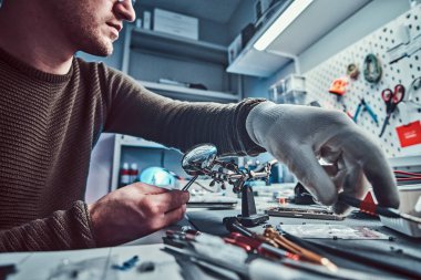 Elektronik teknisyeni onarımları çalışma