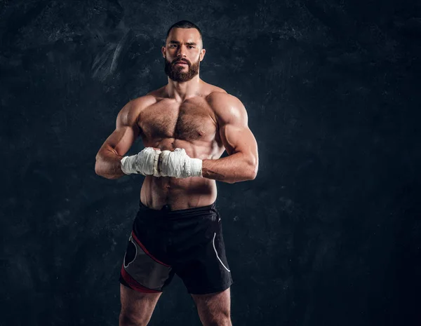 Portret van gespierde vechter met Nacked torso — Stockfoto