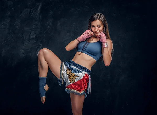 Retrato de boxeador feminino muito profissional — Fotografia de Stock