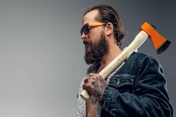 Portrait of brutal man with axe — Stock Photo, Image