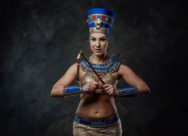 Beautiful woman in egyptian costume — Stock Photo, Image