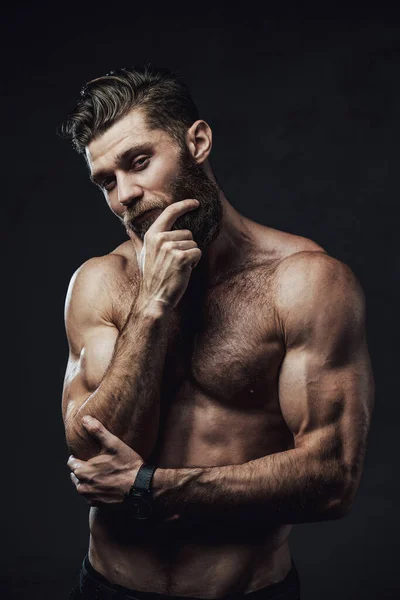 Hombre Guapo Peludo Con Torso Desnudo Musculoso Posando Con Mano — Foto de Stock