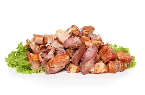 Geräucherte Fleischprodukte im Kohlblatt — Stockfoto