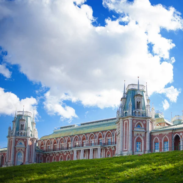 Moscú Parque Tsaritsyno Hermoso Palacio Ladrillo Rojo Mansión Rusia Moscú — Foto de Stock