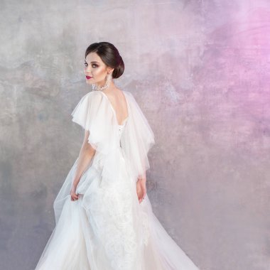 Güzel ve şık gelin gelinlik Studio