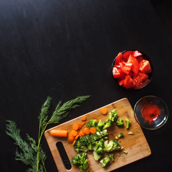 Cut vegetables. Set for vegetarian dishes. — Stock Photo, Image