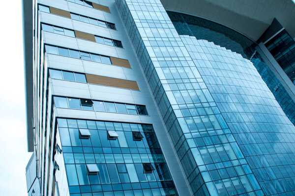 Городской фон, стена современного здания
