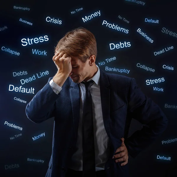 Homem de negócios sob stress. Muitos problemas, conceito — Fotografia de Stock