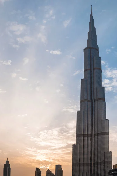Burj Khalifa and other high-rises in comparison — Stock Photo, Image