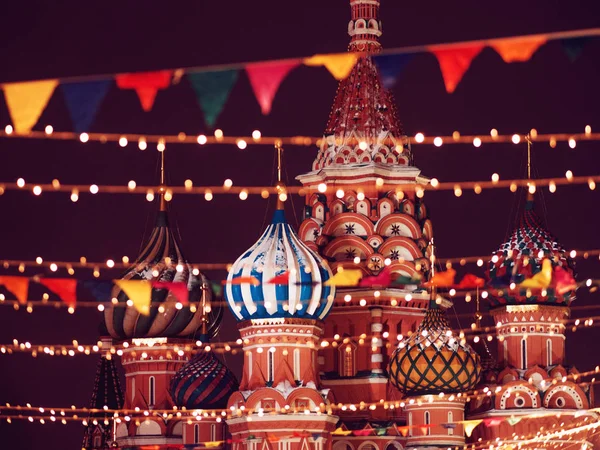 New year's fair on red square in Moscow. Festive decor. Christmas decoration — Stock Photo, Image