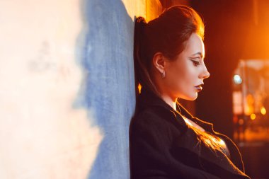 Şık ve cesur esmer siyah, portre