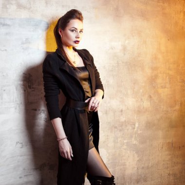 Şık ve cesur esmer siyah, portre