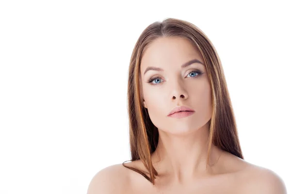 Hautpflege. Porträt einer jungen schönen Frau mit sauberer und gesunder Haut. — Stockfoto