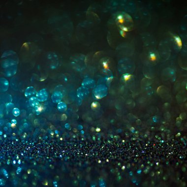 Zümrüt glitter sihirli arka plan. Ufuk ışık ve ücretsiz odaklı yer tasarımınız için.