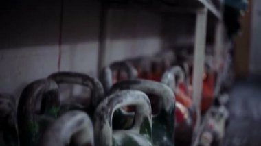 kettlebell farklı ağırlık eğitim kettlebell kaldırma kulüp için çok.