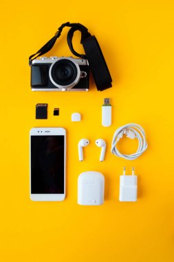 Mobil set modern ve yüksek kaliteli fotoğraf ve video oluşturmak için