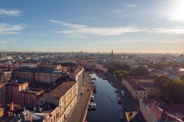 Saint Petersburg Panoraması, Moika Nehri üzerinde hava fotoğrafı.