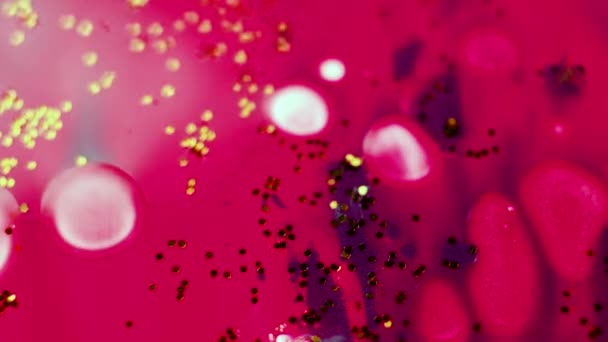 Astratto fondo rosa liquido con elementi glitter oro. — Video Stock