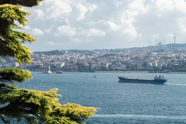 Вид на побережье Стамбула, столицы Турции, — стоковое фото