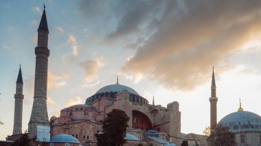 İstanbul 'da Ayasofya, Katedral ve Cami, Müze.
