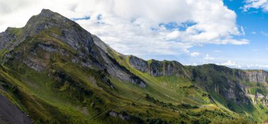 Güzel dağ manzarası, farklı arazi,