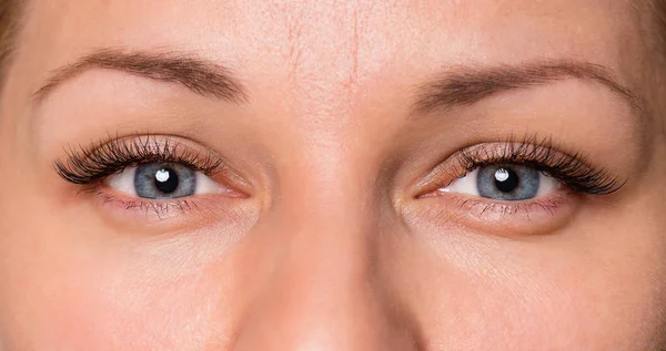 Ansikte kvinna med ögon och ögonfransar — Stockfoto
