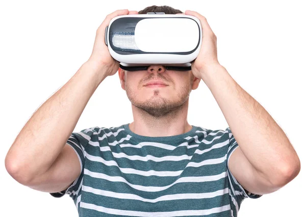Hombre en gafas de realidad virtual —  Fotos de Stock