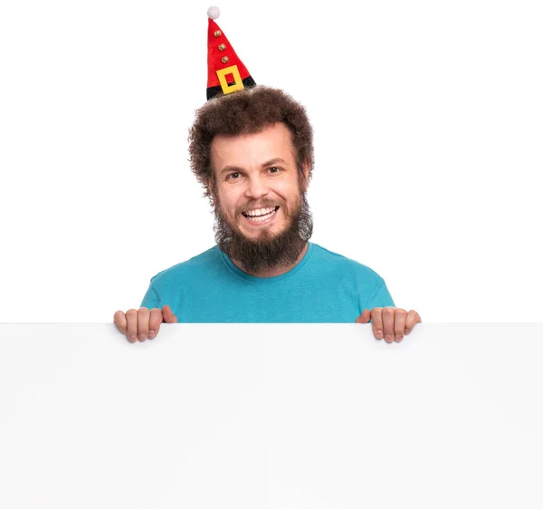 疯狂胡子的男人在圣诞老人的帽子 — 图库照片