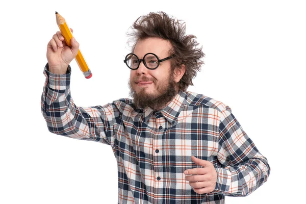 Homem barbudo louco com lápis grande — Fotografia de Stock