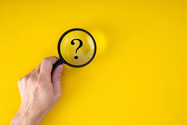 Magnifying Glass Question Mark Focus Yellow Background Concept Search Research — Stock Photo, Image
