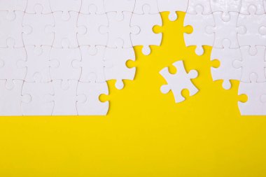 Beyaz yapboz desenli arka plan. yapboz