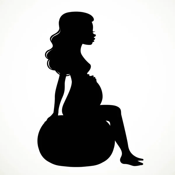 一个身披黑衣 身披白色背景的孕妇坐在一个健康球上的轮廓 — 图库矢量图片