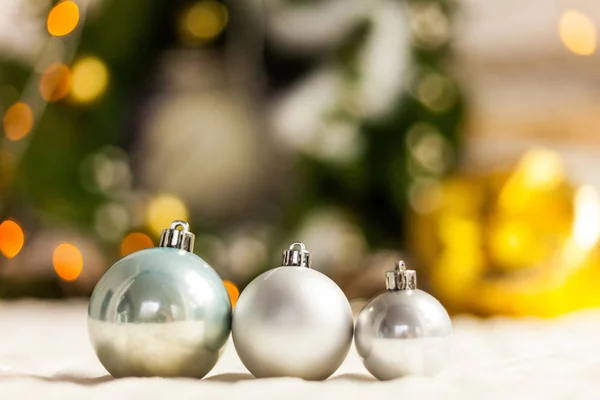 Pérola Cinza Bolas Natal Fechar Fundo Bokeh — Fotografia de Stock