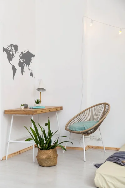 Espaço Trabalho Brilhante Branco Madeira Estilo Scandi Tabela Elegante Com — Fotografia de Stock