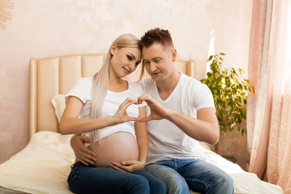 Happy Couple Waiting Baby Hands Pregnant Woman Her Husband Heart — Stock Photo, Image