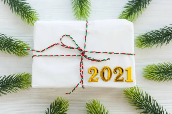 Presente Natal Feliz Ano Novo 2021 Fundo Madeira Caixa Natal — Fotografia de Stock