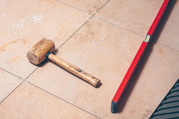 Unfinished Floor Large Ceramic Tile Bathroom — Stock Photo, Image