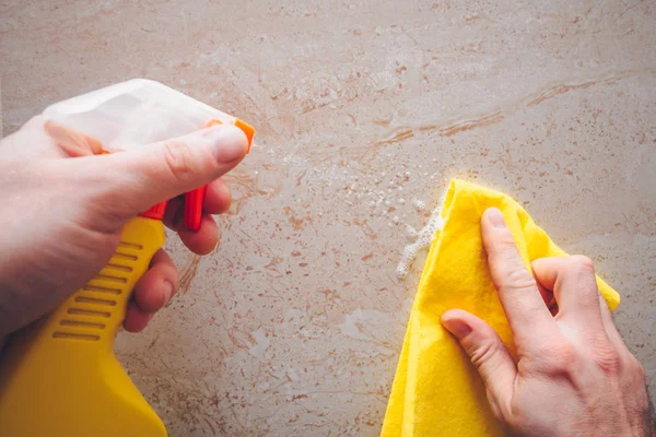 Pulverización Detergente Sobre Baldosa Pared Limpieza General — Foto de Stock