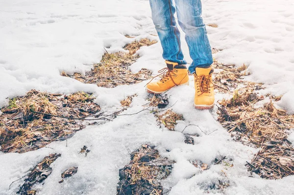 Descubridor Encuentra Una Deriva Nieve —  Fotos de Stock