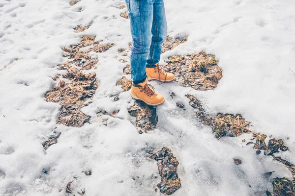 Botas Senderismo Invierno Nieve —  Fotos de Stock