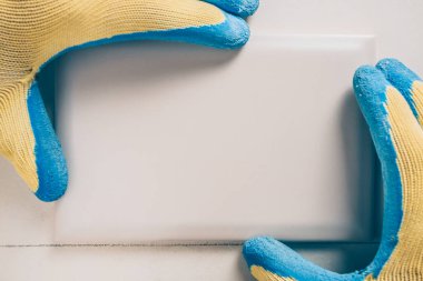 Çalışma karo, mock-up, arka planda ellerinde duvarda kiremit