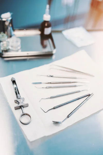 Dentist Tools Table Office Treatment Prosthetics — Stok fotoğraf