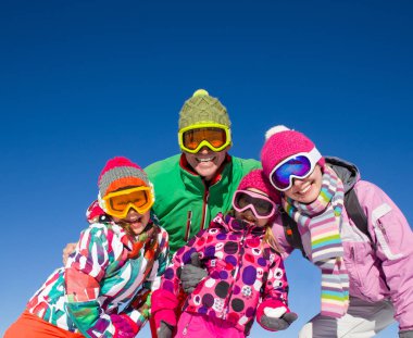 mutlu aile alpin Kayak Ekipmanı, Kayak Merkezi içinde