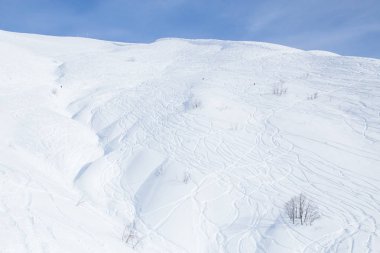 boş kayak pisti Dağları'nın karlı bir kış tatil