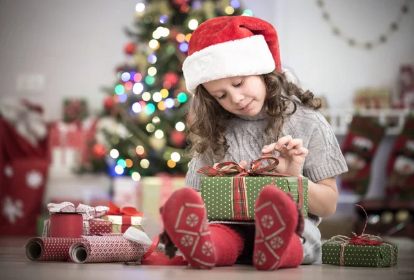 Маленька Дівчинка Різдво — стокове фото