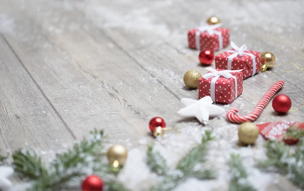 Hermoso Conjunto Accesorios Navidad Ramas Árbol Navidad Regalos Decoraciones Suelo —  Fotos de Stock