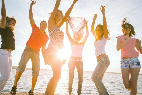 Beachparty für Jugendliche — Stockfoto