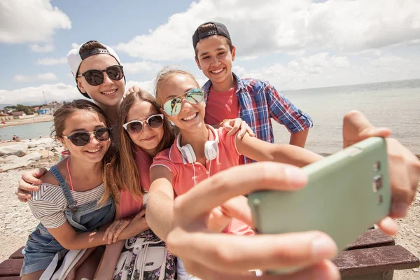 Stile di vita degli adolescenti — Foto Stock